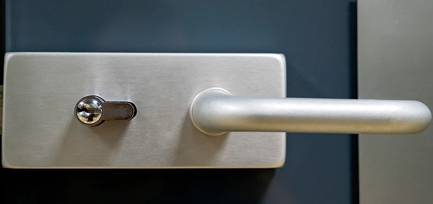 Change Patio Door Locks in Crestline, California
